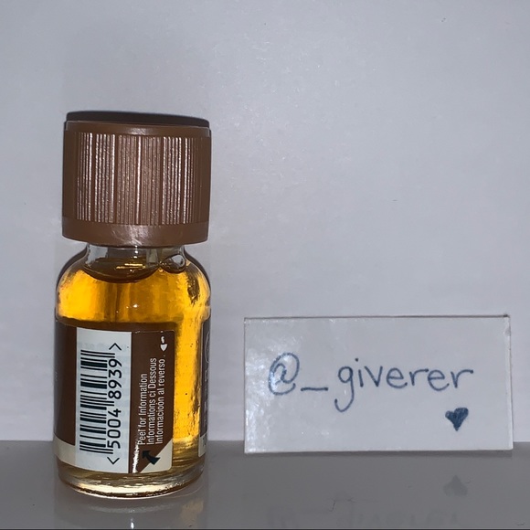 New COCONUT Home Fragrance Oil Body Shop 🥥 - Picture 3 of 8